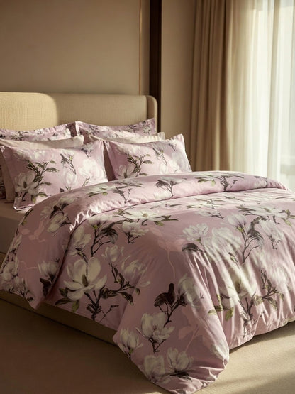 Bistarlo Magnolia Blush pink floral magnolia print king size bedsheet set close up