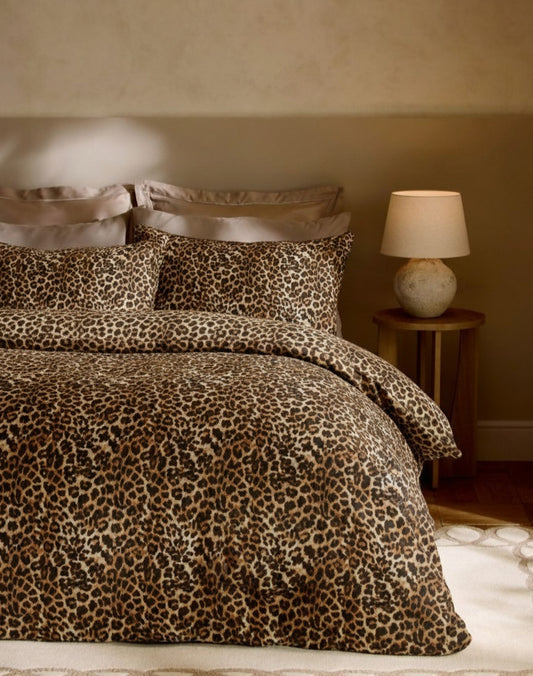 Savannah Leopard